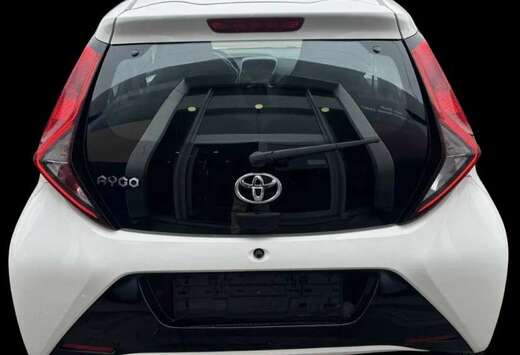 Toyota Aygo x-play