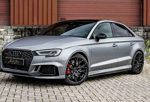 Audi RS3 Limousine S tronic