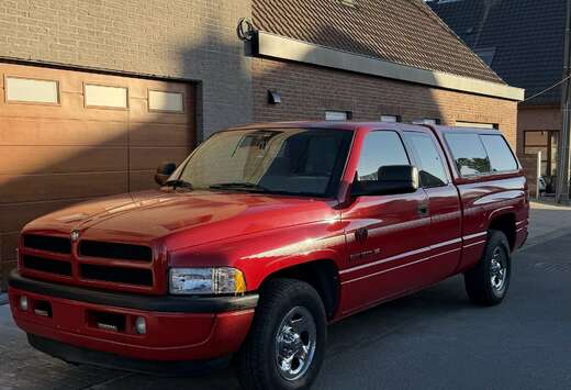 Dodge OLDTIMER + LPG / 1500 5.2 Magnum Laramie SLT