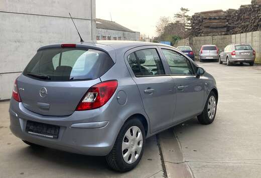 Opel 1.2 benzine 2010 met 123000km*airco*garantie*per ...