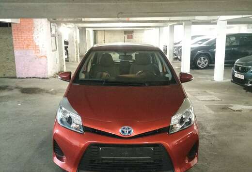 Toyota Toyota Yaris hybride benzine electric automaat