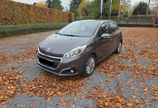 Peugeot 208 PureTech 110 Stop