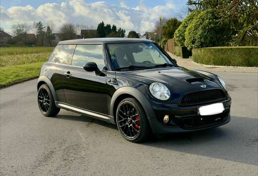 MINI 1.6i JCW