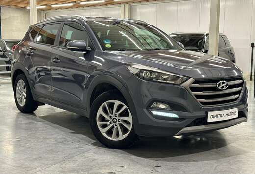 Hyundai TUCSON 1.7 CRDI - Navi/Camera/Cruise/Zetelvw