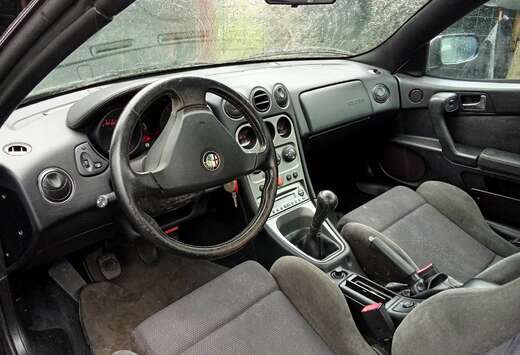 Alfa Romeo 2.0i 16v JTS Medio