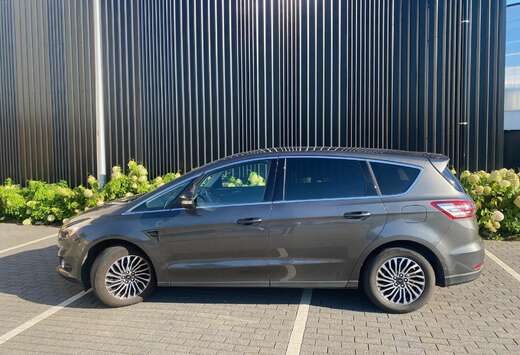 Ford S-Max 2.0 EcoBlue TITANIUM