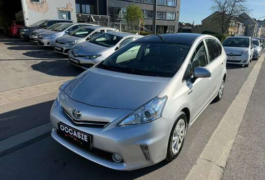 Toyota PRUIS PLUS **CARNET COMPLET**