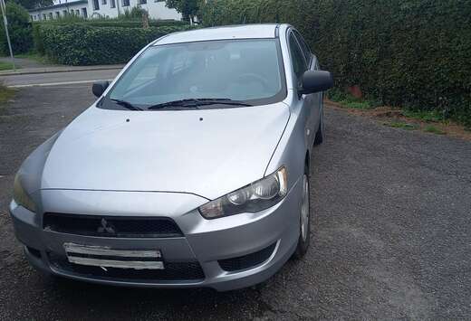 Mitsubishi 2.0 DI-D Inform