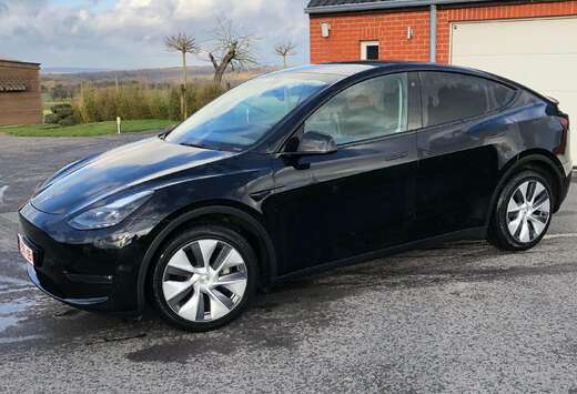 Tesla Model Y 72.5 kWh Dual Motor Long Range (324 kW)