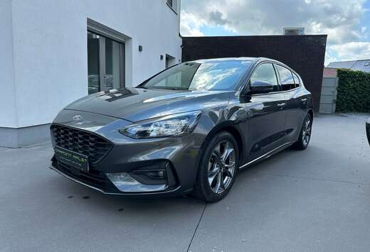 Ford Focus 1.0 EcoBoost ST-Line met garantie