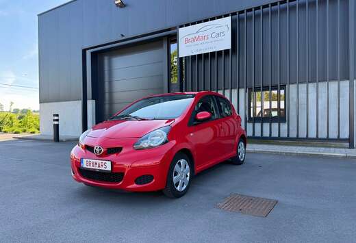 Toyota 1.0i  12 MOIS DE GARANTIE
