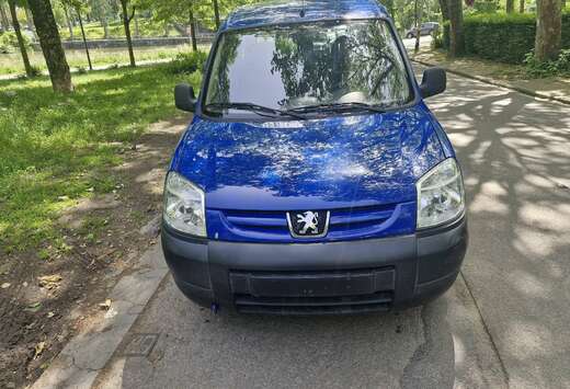 Peugeot 1.4i Totem