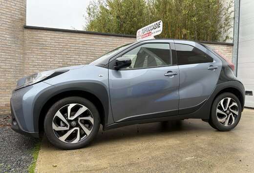 Toyota X PULSE / BI-TONE / ALLU / 7500KM  / € 13150 ...