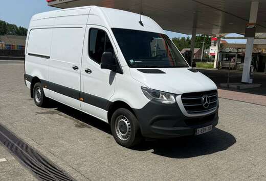 Mercedes-Benz 215 2.0 CDI L2H2 FWD 9G-tronic (EU6d)