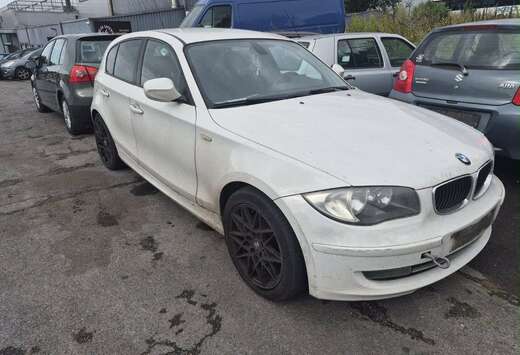 BMW 116i Crossed Flag