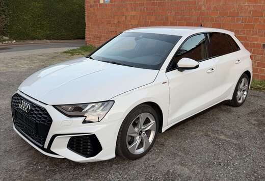 Audi Sportback 30 TFSI Business Edition Attraction St ...