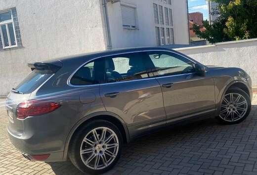 Porsche 3.0 D V6 Tiptronic S