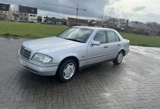 Mercedes-Benz Elegance