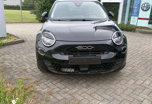 Fiat 600 1.2 Hybrid DCT