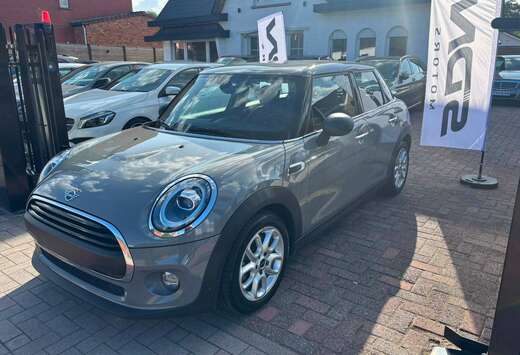MINI 1.5 // CRUISE CONTROL // PARKEERSENSOREN ACHTER  ...