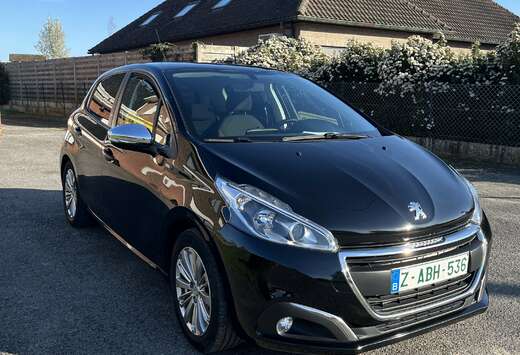 Peugeot 1.2i PureTech Style