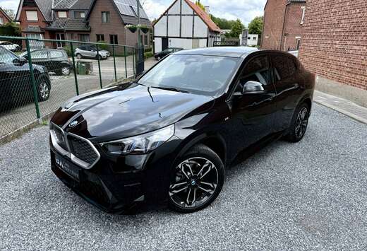 BMW 66.5 kWh eDrive20 M Edition  Massage  Harman Kard ...
