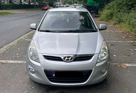 Hyundai i20+1.4i+Lounge