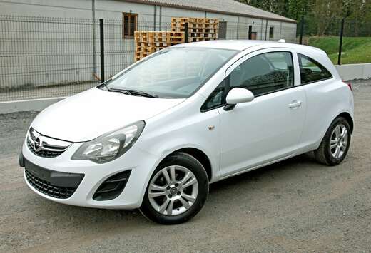 Opel Corsa 1.0i Essentia
