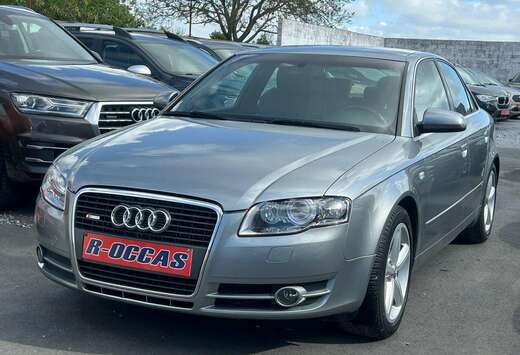 Audi A4 2.0 TDi 16v S-LINE SIEGE RECARO BOSE NAVIGATI ...
