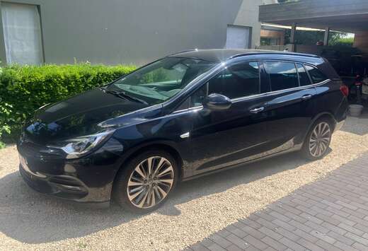 Opel Astra Sports Tourer 1.2 Turbo Ultimate S/S