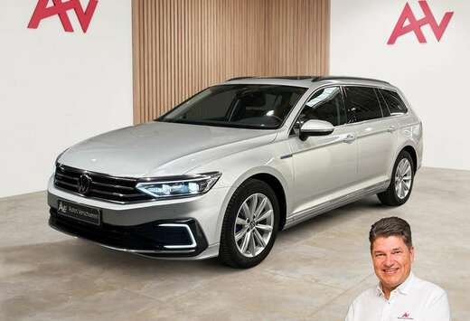 Volkswagen GTE 1.4 TSI PHEV ** Pano Trekhaak ACC