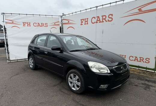 Kia 1.5 CRDi VGT Aventura *AIRCO* 5 DEURS *