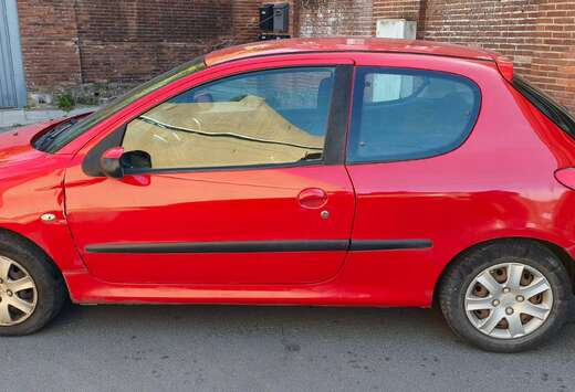 Peugeot 206  1.1i Trendy