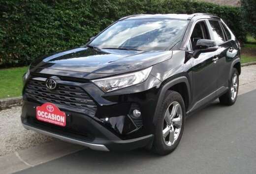 Toyota 2.0i 2WD Dynamic Plus