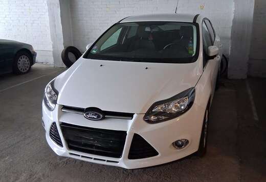 Ford Focus 1.0 EcoBoost ECOnetic Tech. Titanium