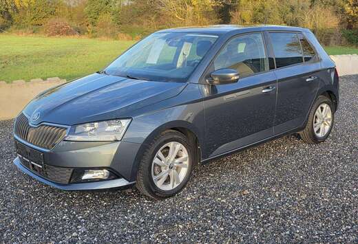 Skoda 1.0L 95CH **Gps Clim Bluetooth**