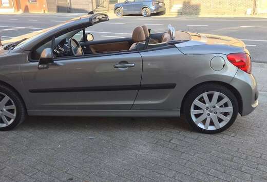 Peugeot CC 1.6i 16v Pack