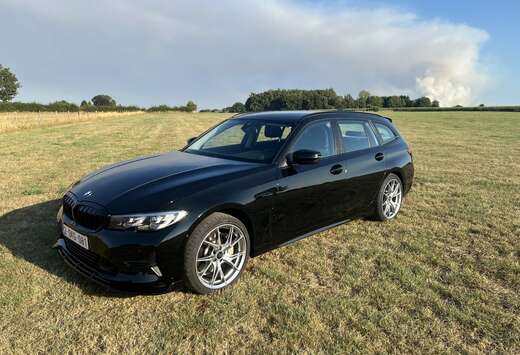 BMW 330 e Advantage