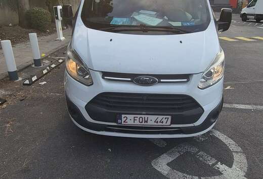 Ford 2.2 TDCi L1H1 Limited Multi-use