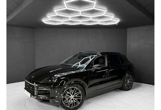 Porsche Passenger Disp. / BOSE / 360 / Matrix