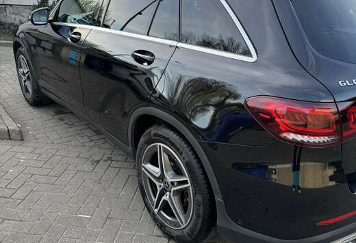 Mercedes-Benz d 4-Matic Business Solution