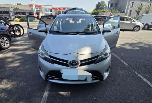 Toyota 1.6 D-4D 7-Sitzer Start/Stop Life