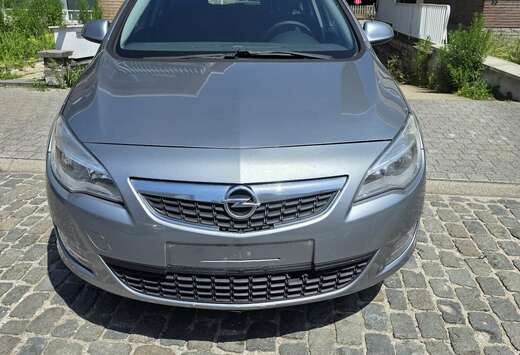 Opel 1.4i Sport