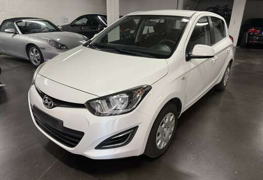 Hyundai 1.1 CRDi / AUX-USB CLIM 6 vitesses PROPRE