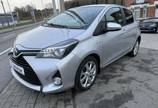 Toyota 1,5 HYBRIDE BOITE AUTOMATIQUE.