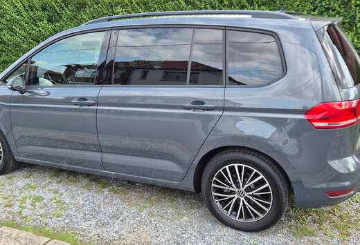 Volkswagen Touran 1.5 TSI Highline Business OPF DSG