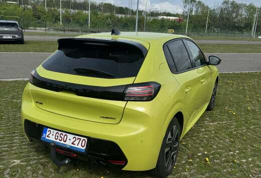 Peugeot 1.2i Hybrid Allure e-DCS