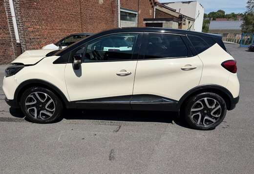 Renault Captur 1.2 TCe Intens EDC***GSM 0475323828***