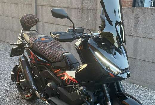 Honda 2026 HONDA XADV 750 BRABUS EDITION AKRAPOVIC FU ...