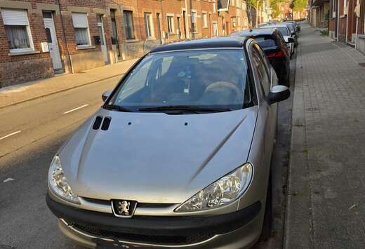 Peugeot 1.1i Enfant Terrible